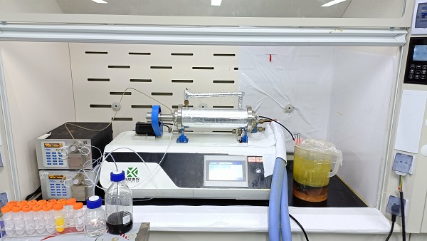 動態(tài)管式反應(yīng)器合成1-硝基萘圖片